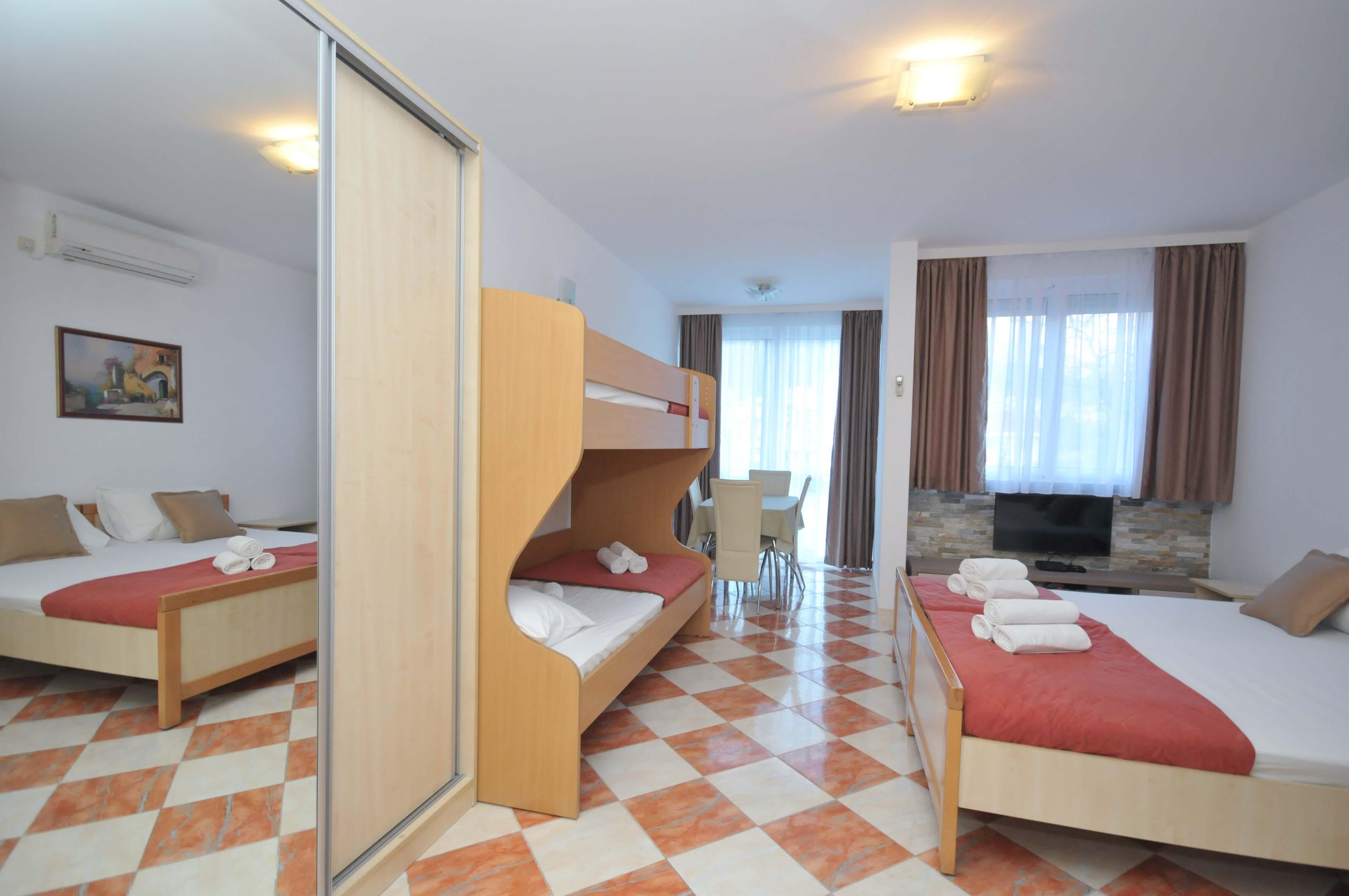 Apartment D&d 3 Budva